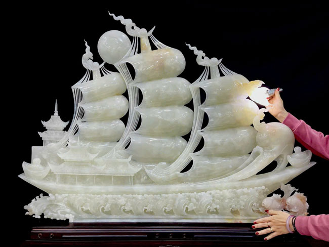 Thuận Buồm Xuôi Gió Ngọc Onyx Trắng 126cm
