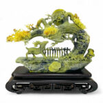 Hươu Phong Thủy Dưới Gốc Cây Tùng Ngọc Seppentine 51cm