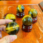 Bi Lăn Tay Đá Thạch Anh Mắt Hổ Đường Kính ~4cm Nặng ~0.1kg