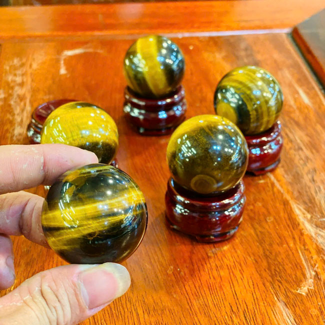 Bi Lăn Tay Đá Thạch Anh Mắt Hổ Đường Kính ~4cm Nặng ~0.1kg