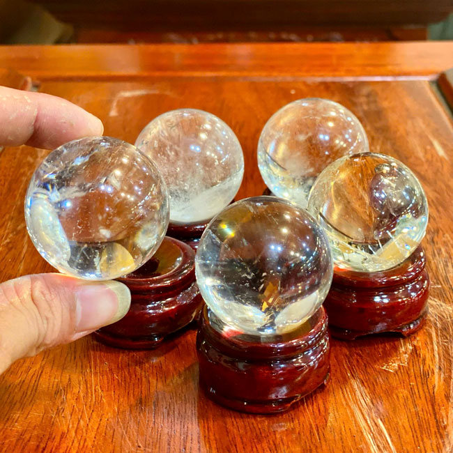 Bi Lăn Tay Đá Thạch Anh Trắng Trong Đường Kính ~4cm Nặng ~0.1kg