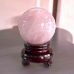 Quả Cầu Đá Phong Thủy Thạch Anh Hồng 1,68kg