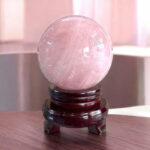 Quả Cầu Đá Phong Thủy Thạch Anh Hồng 1,68kg