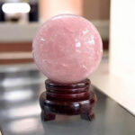 Quả Cầu Đá Phong Thủy Thạch Anh Hồng 2,18kg