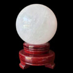 Quả Cầu Đá Phong Thủy Thạch Anh Trắng 1,29kg