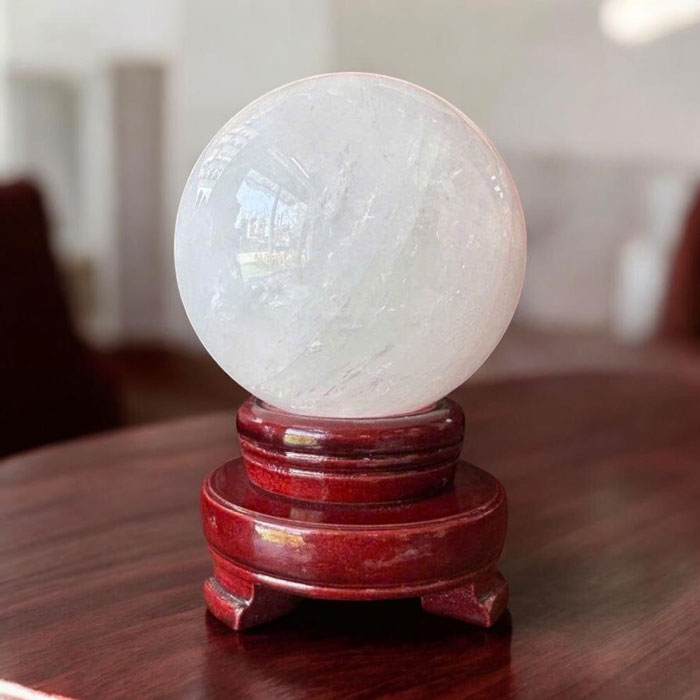 Quả Cầu Đá Phong Thủy Thạch Anh Trắng 1,29kg