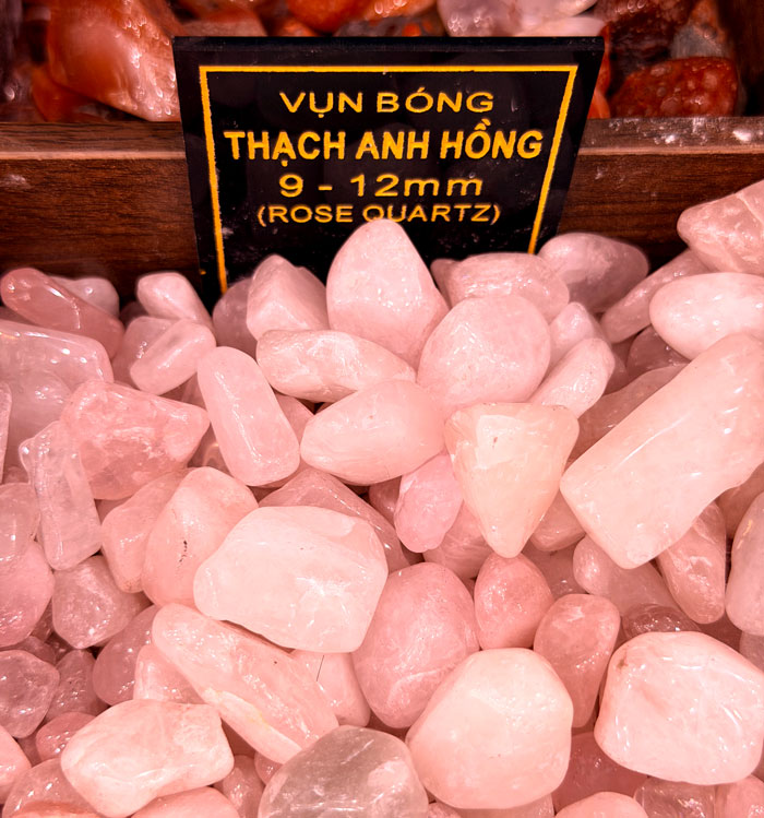 Vụn Đá Thạch Anh Hồng Mài Bóng 9-12mm