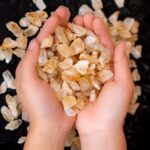 Vụn Đá Thạch Anh Vàng Thô 1-2cm