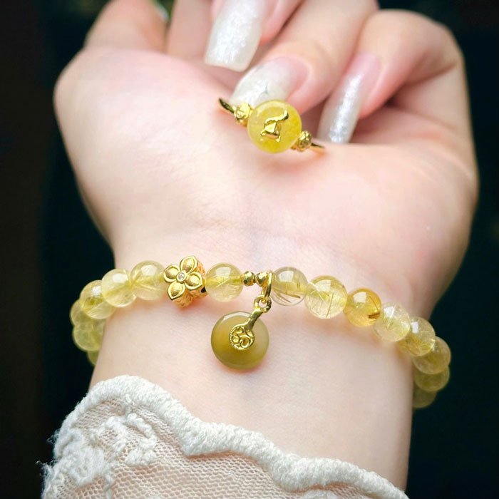 Combo Nhẫn Điếu Vàng 10k + Vòng Tay Phong Thủy Thạch Anh Tóc Vàng 6mm Charm Vàng