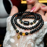 Chuỗi Vòng Đá Phong Thủy Thạch Anh Tóc Đen 6,2li Mix Charm Vàng 18k