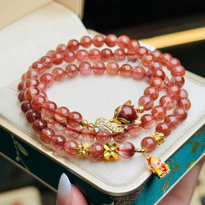 Chuỗi Vòng Đá Phong Thủy Thạch Anh Tóc Đỏ 6,5mm Mix Hồ Ly Charm Vàng 18k